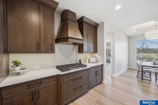 9134 Marbella Drive, Lincoln, NE 68520