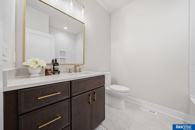 9134 Marbella Drive, Lincoln, NE 68520