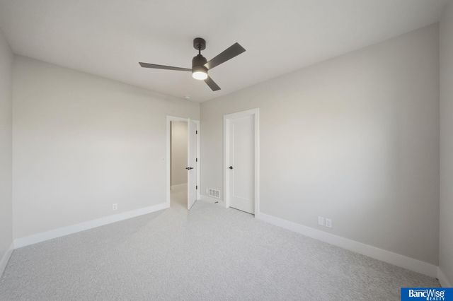 9134 Marbella Drive, Lincoln, NE 68520