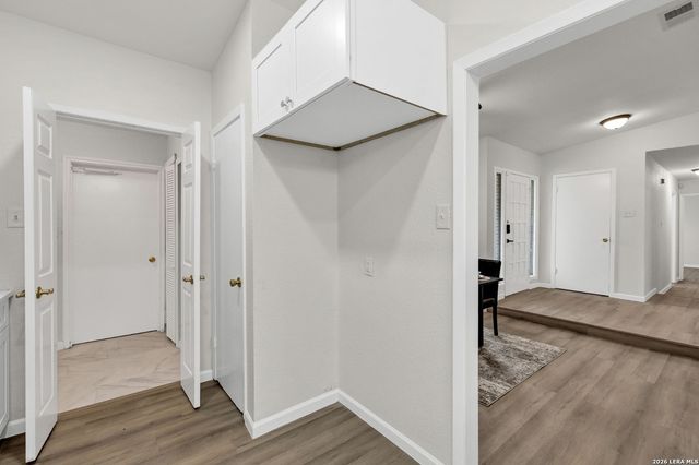 6007 Valley Forge, San Antonio, TX 78233