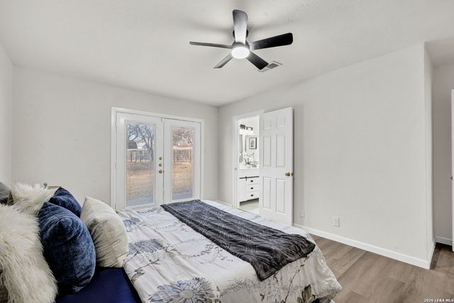 6007 Valley Forge, San Antonio, TX 78233