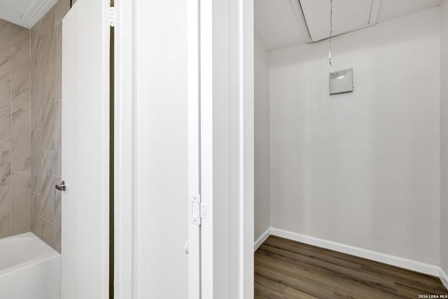 6007 Valley Forge, San Antonio, TX 78233