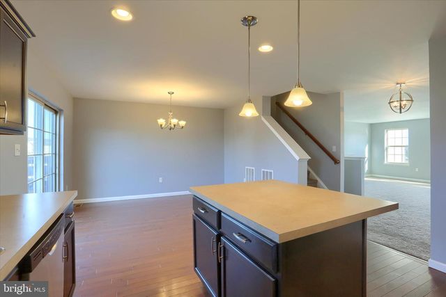 723 JONATHAN COURT, Mechanicsburg, PA 17055