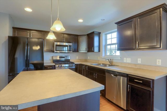 723 JONATHAN COURT, Mechanicsburg, PA 17055