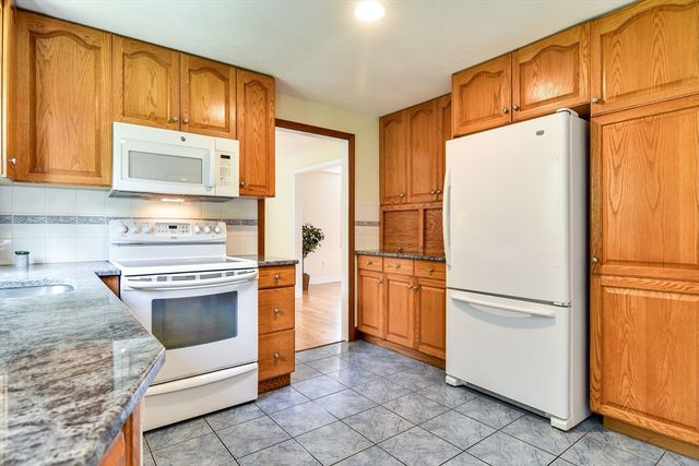 19 Swanson Road, Framingham, MA 01701