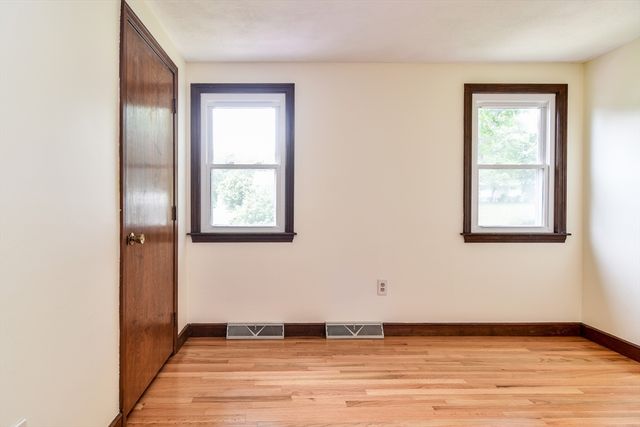 19 Swanson Road, Framingham, MA 01701