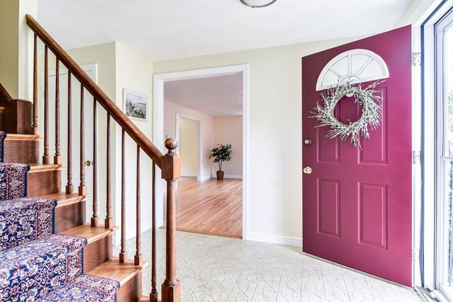 19 Swanson Road, Framingham, MA 01701