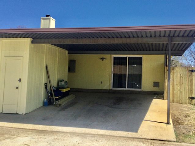 713 Cory Street, Grapevine, TX 76051
