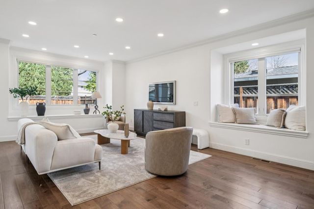 3011 Bryant Street, Palo Alto, CA 94306