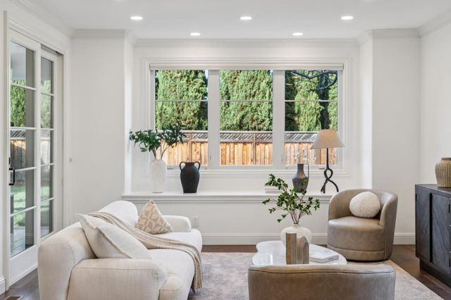 3011 Bryant Street, Palo Alto, CA 94306