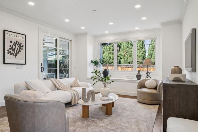 3011 Bryant Street, Palo Alto, CA 94306