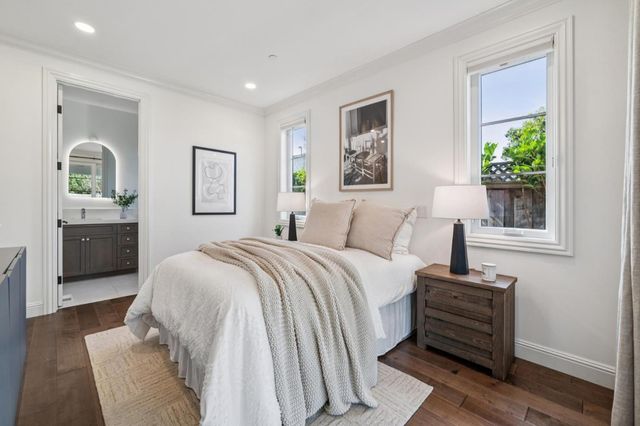 3011 Bryant Street, Palo Alto, CA 94306