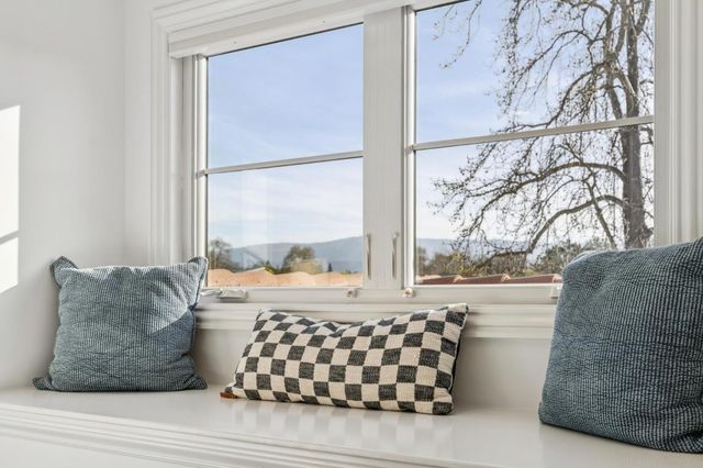 3011 Bryant Street, Palo Alto, CA 94306