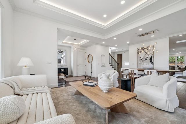 3011 Bryant Street, Palo Alto, CA 94306