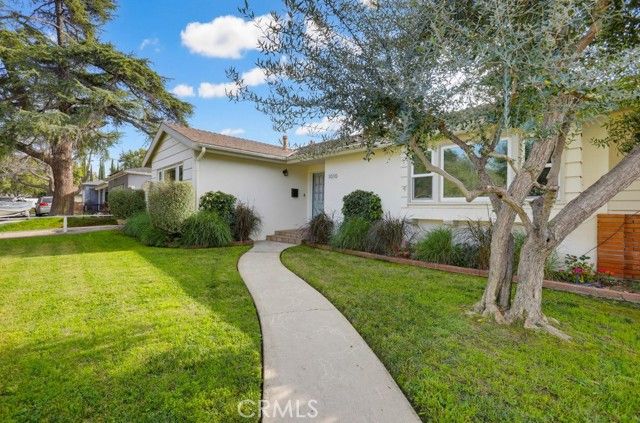 1010 W 21st Street, Santa Ana, CA 92706