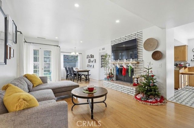 1010 W 21st Street, Santa Ana, CA 92706