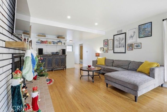 1010 W 21st Street, Santa Ana, CA 92706