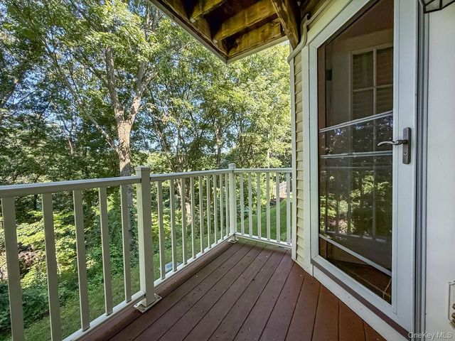 212 Viewpoint Terrace, Peekskill, NY 10566