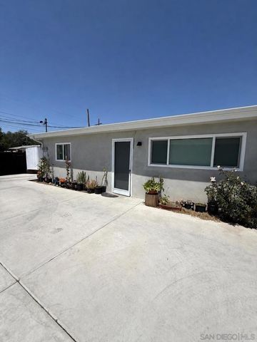 766 N Grape St, Escondido, CA 92025