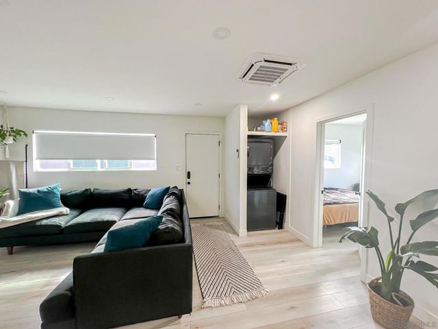 766 N Grape St, Escondido, CA 92025