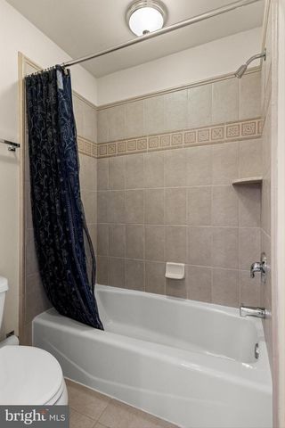 1 BARNEY LN, Voorhees, NJ 08043