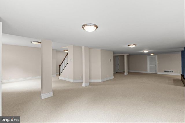 1 BARNEY LN, Voorhees, NJ 08043