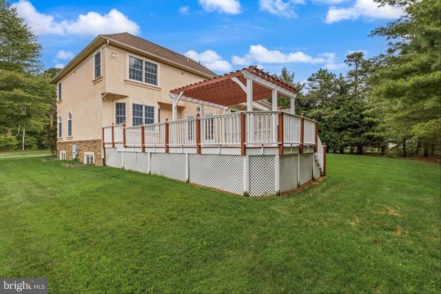 1 BARNEY LN, Voorhees, NJ 08043