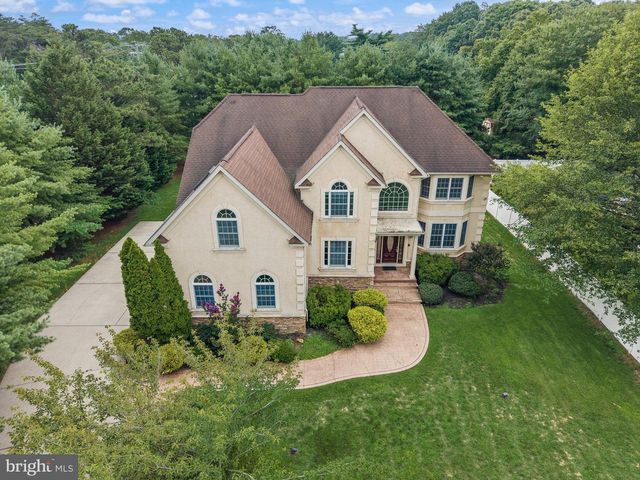 1 BARNEY LN, Voorhees, NJ 08043
