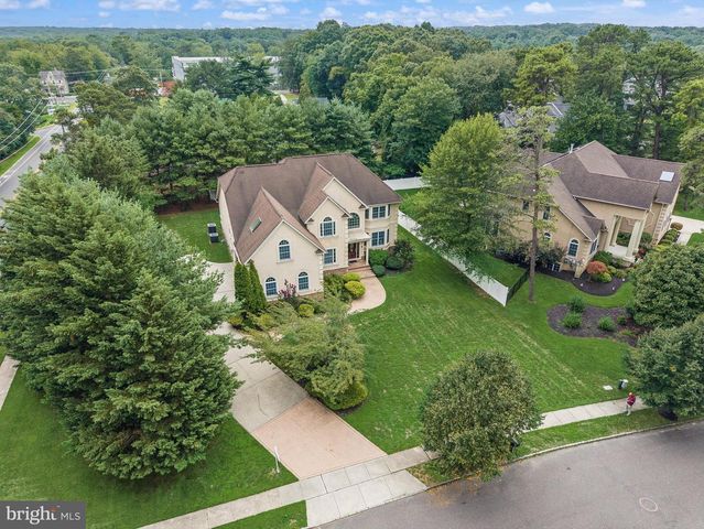 1 BARNEY LN, Voorhees, NJ 08043