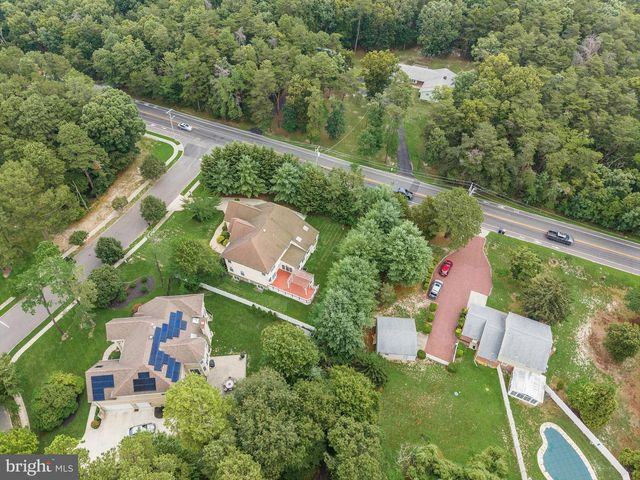 1 BARNEY LN, Voorhees, NJ 08043