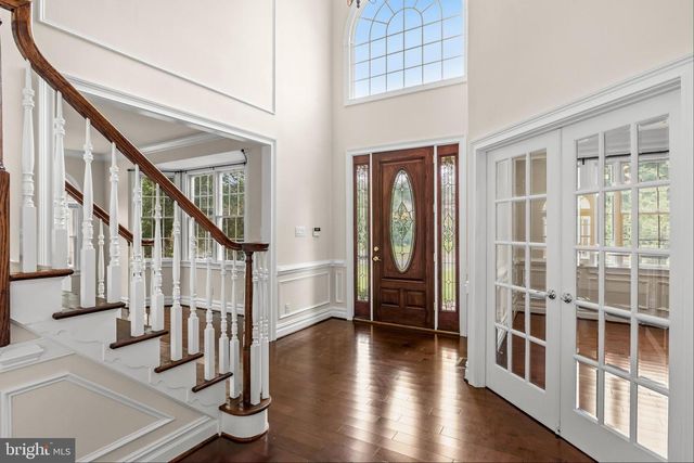 1 BARNEY LN, Voorhees, NJ 08043