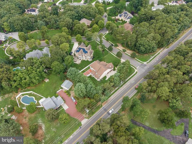 1 BARNEY LN, Voorhees, NJ 08043