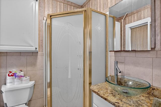 397 Ash St, Brockton, MA 02301