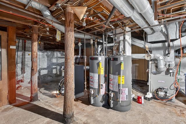 397 Ash St, Brockton, MA 02301