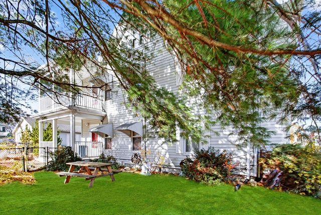 397 Ash St, Brockton, MA 02301