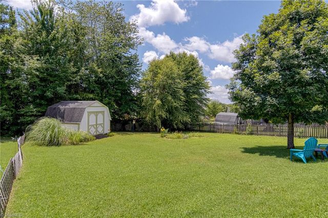 3576 Bent Trace Drive, High Point, NC 27265