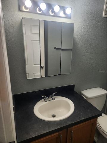 5901 BRYCE LANE 5903, Tampa, FL 33615