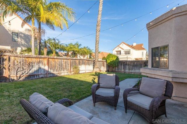 2160 Villa Sonoma Gln, Escondido, CA 92029