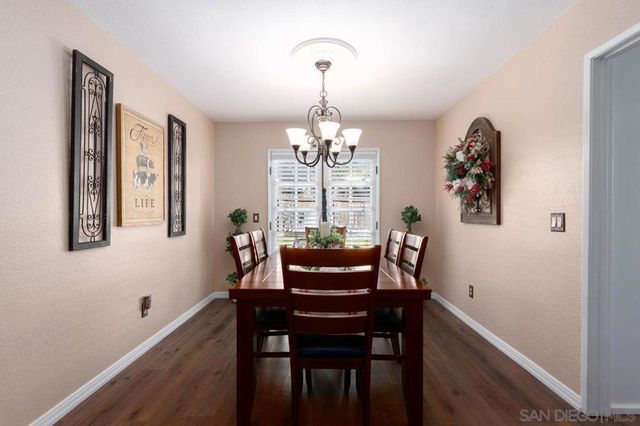 2160 Villa Sonoma Gln, Escondido, CA 92029