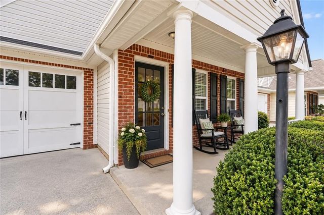 2525 Gateview Court, Cumming, GA 30040