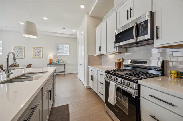 1516 Colonial Gorge Drive, Katy, TX 77493