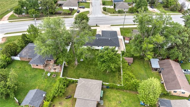 1530 Monte Ne Road, Rogers, AR 72756