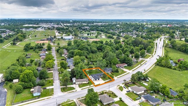 1530 Monte Ne Road, Rogers, AR 72756