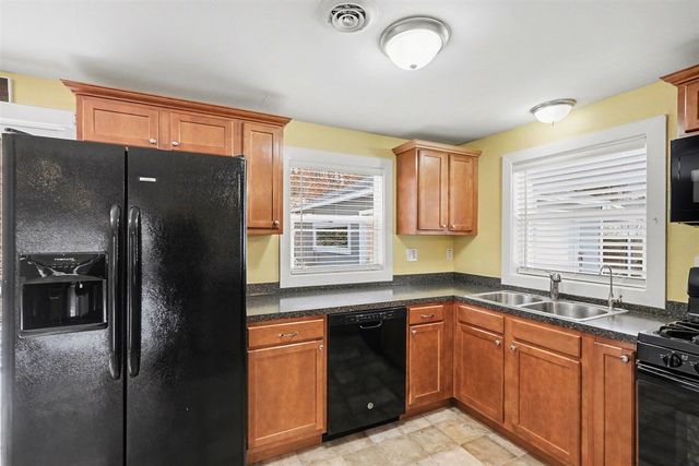 10990 Summit Avenue, Rockford, MI 49341