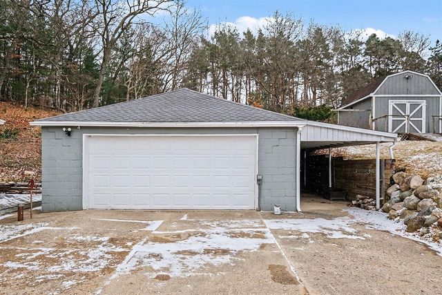 10990 Summit Avenue, Rockford, MI 49341