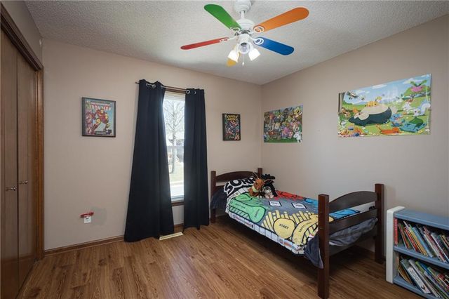 2319 NW 4TH Street Place, Blue Springs, MO 64014