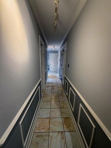 2433 Brookwood Road, Columbus, OH 43209