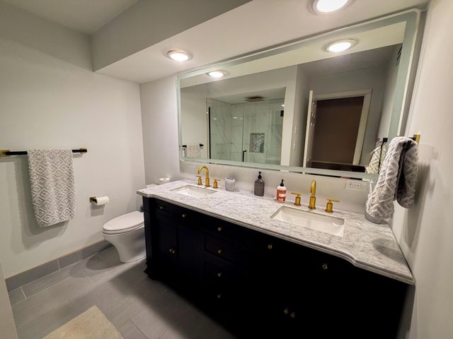 2433 Brookwood Road, Columbus, OH 43209