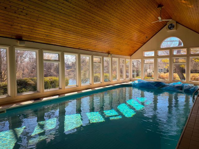 2433 Brookwood Road, Columbus, OH 43209