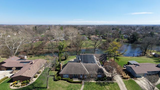 2433 Brookwood Road, Columbus, OH 43209